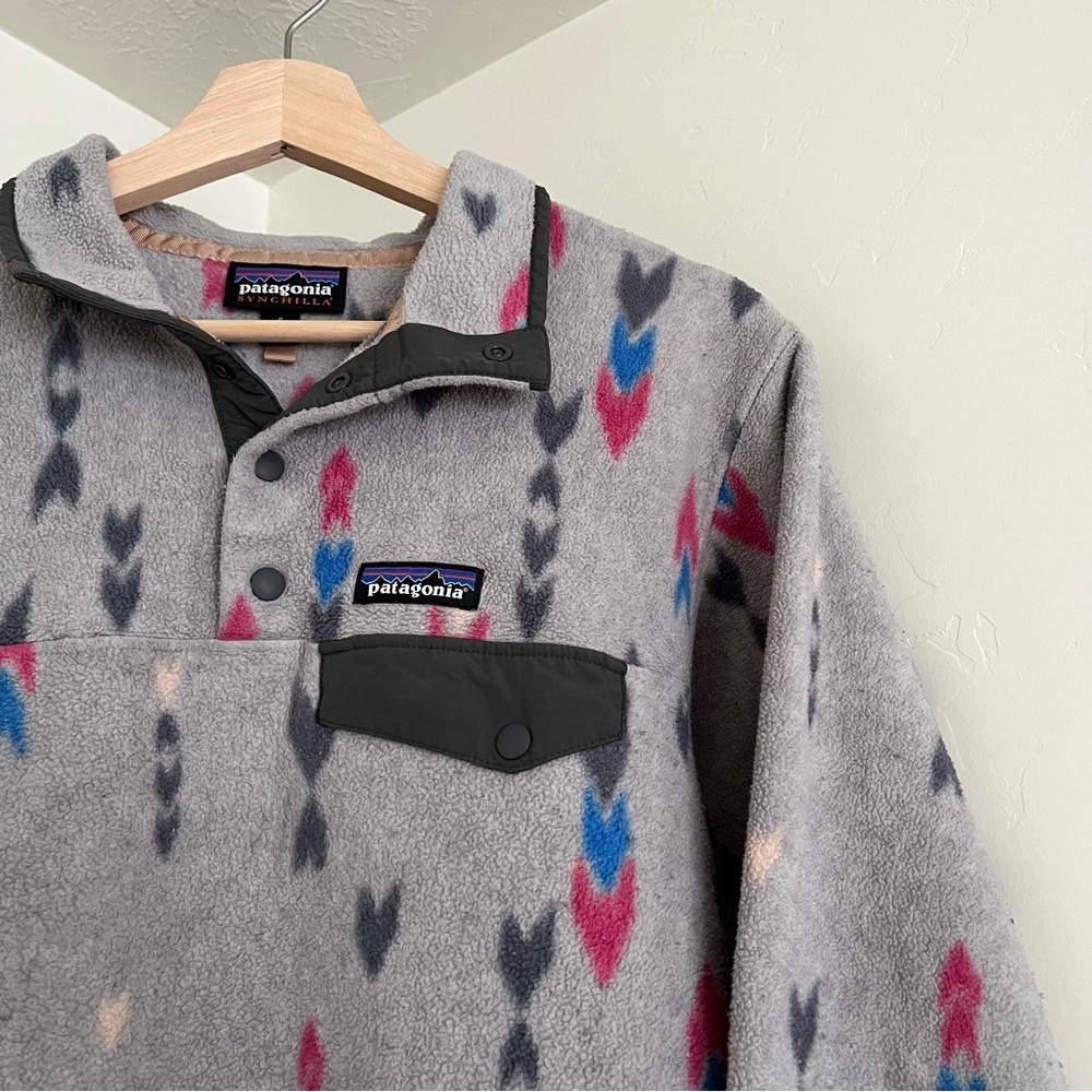 Patagonia Synchilla Snap-T fleece in Wish Tails: Craft Pink - Picture 2 of 6